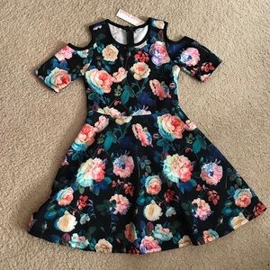 Scooter Brown Dresses - NWT Scooter Brown Girls Cut-Out Dress- Size 8 Scooter Brown Dresses - NWT Scooter Brown Girls Cut-Out Dress- Size 8
